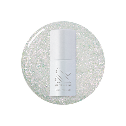 DIAMONDS ARE A MANI’S BEST FRIEND Gel bottle on sparkly iridescent sheer gel polish for long-lasting mani looks